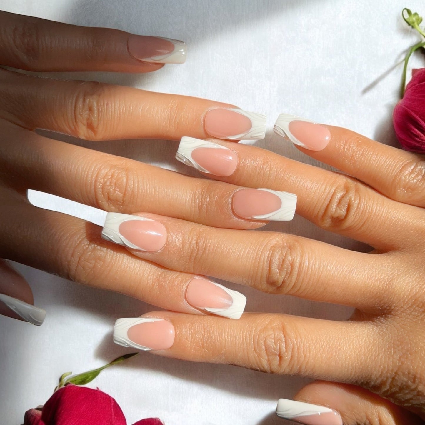 3D White French Tip - Nails kim