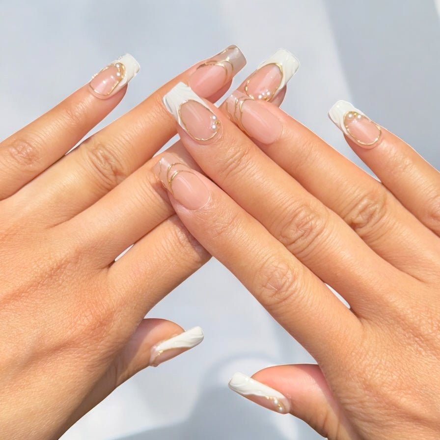 Blanc dore - Nails kim