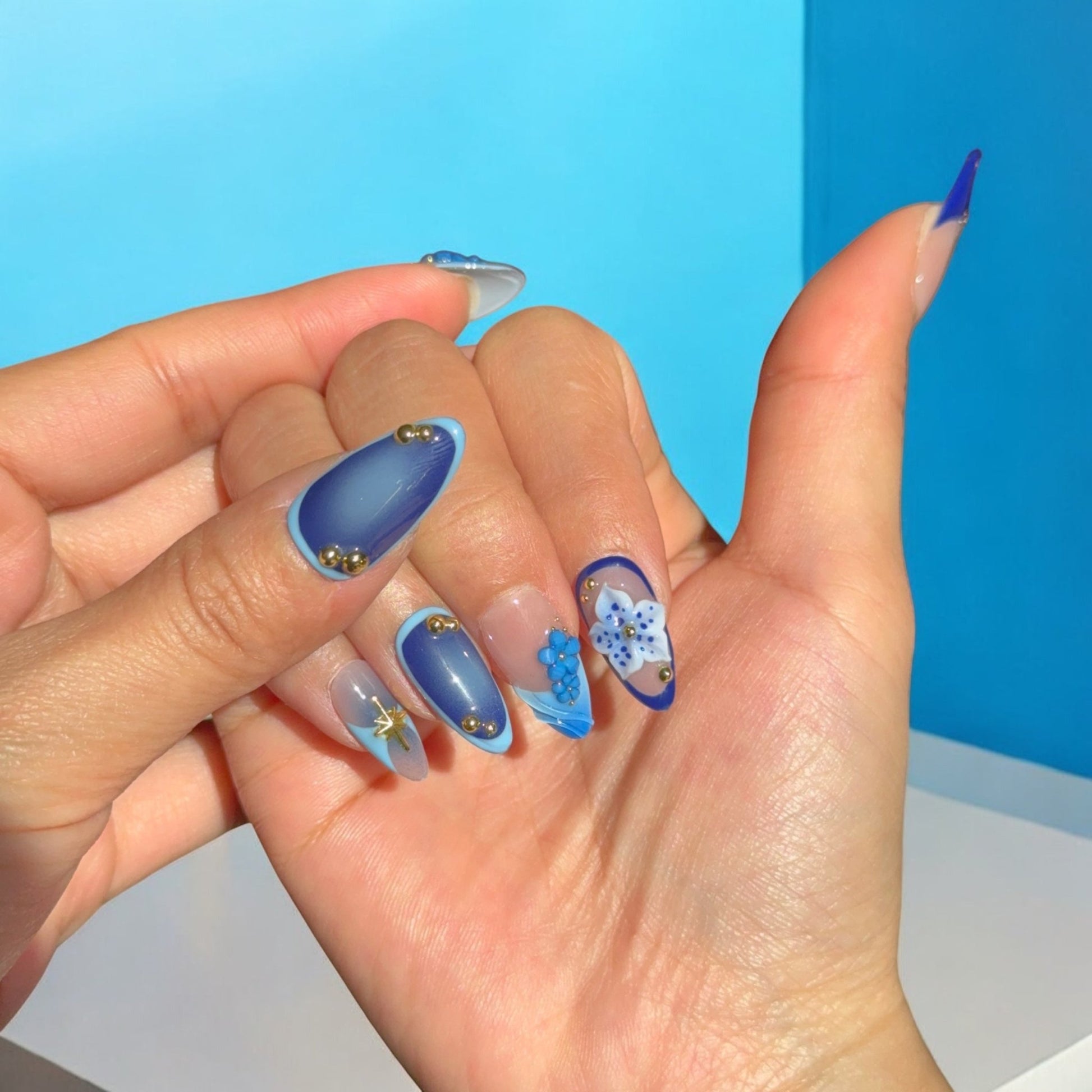 Deep Sea Dahlia - Nails kim