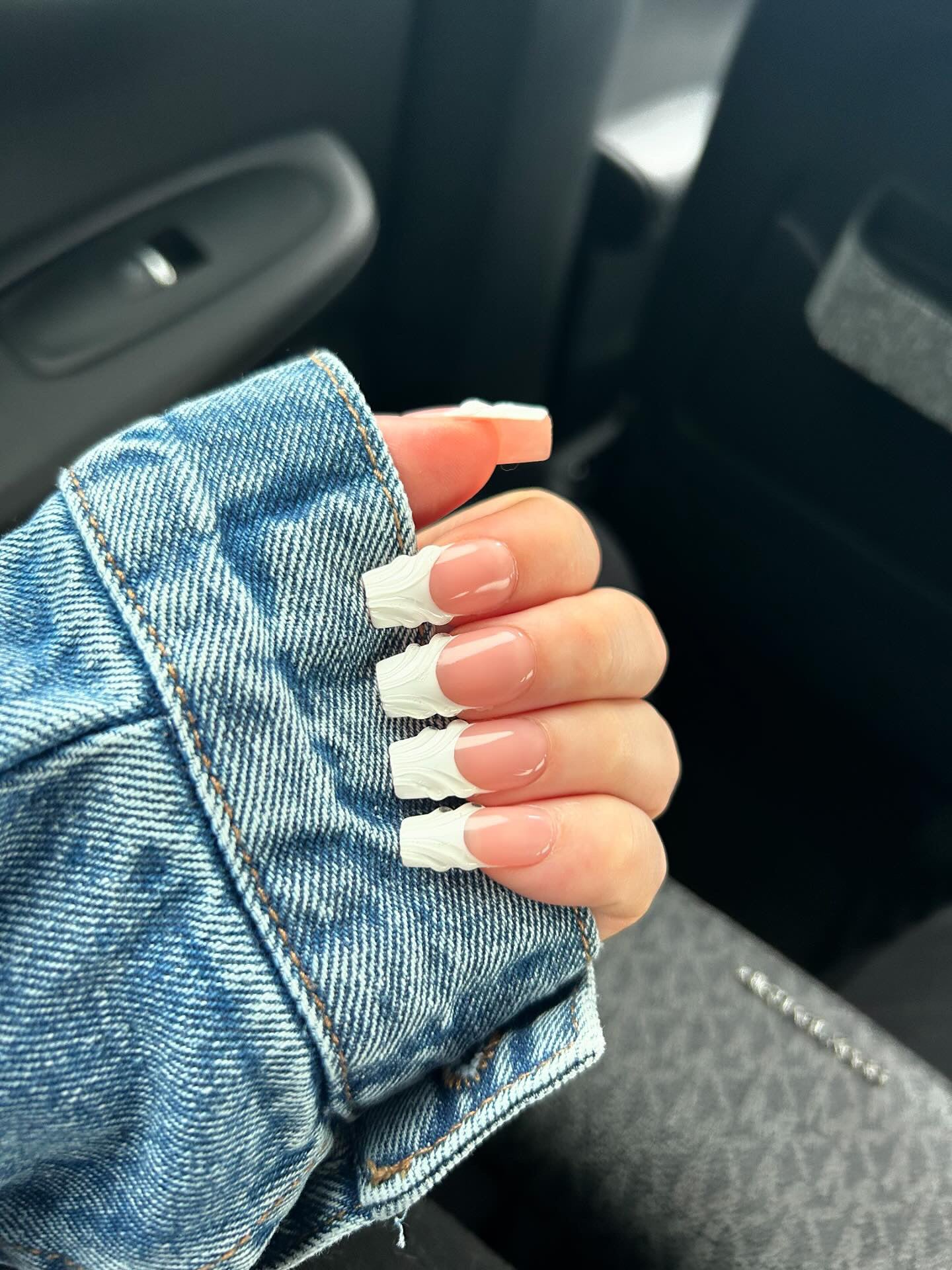 3D white french style square set - Nails kim