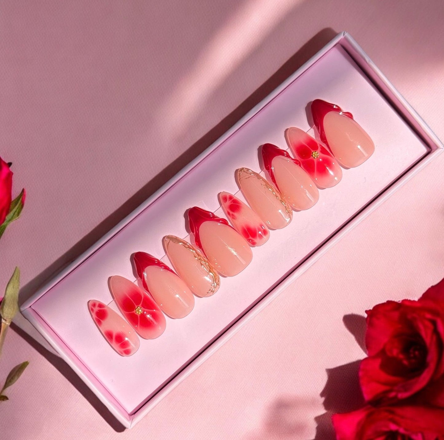 Crimson royals - Nails kim