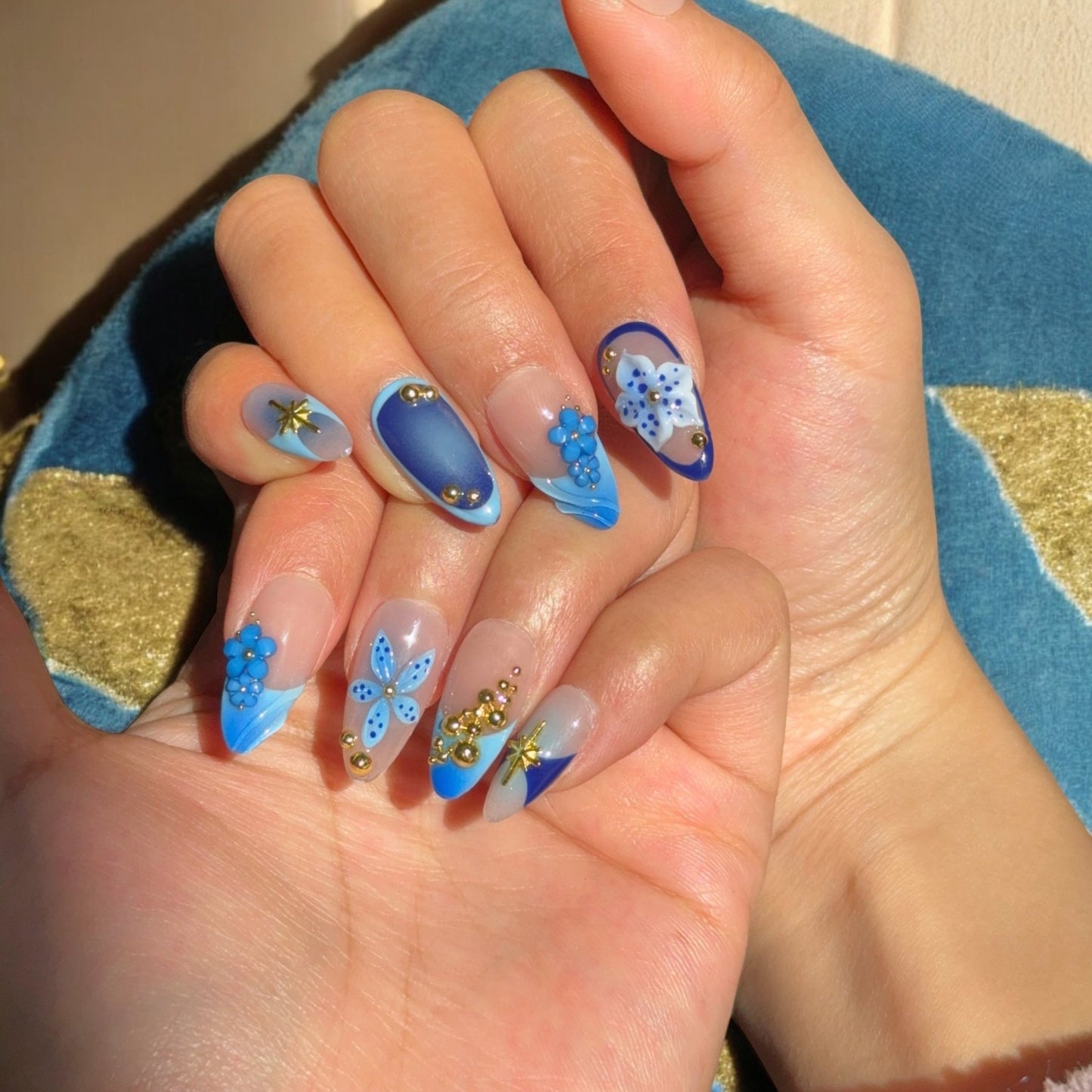 Deep Sea Dahlia - Nails kim