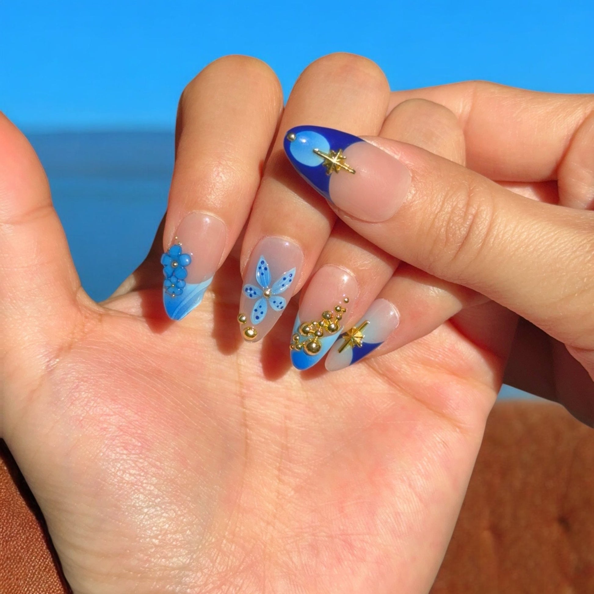 Deep Sea Dahlia - Nails kim