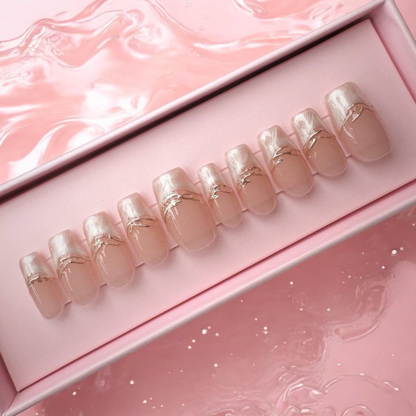 Medium Golden Striped French Set - Nails kim